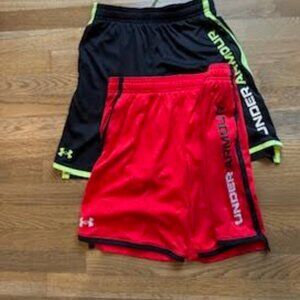2 Pairs Under Armour Boys Shorts Size L